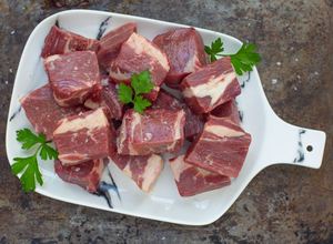 Cubo de Carne de Res Deshuesado, Fresco y Congelado, Halal, para Restaurantes, Venta al por Menor y Distribución - Product Image 5