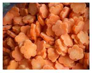 Tranches de carottes congelées du Vietnam Processus IQF Carottes sucrées de haute qualité pour l'exportation Vente en gros et service alimentaire Emballage en vrac - Product Image 5