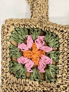 Bolso de ganchillo cuadrado vintage de 4 flores para el verano de 2025, súper hermoso tamaño grande hecho a mano - Product Image 2