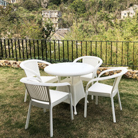 Ensemble 4 pièces chaise de patio en rotin et table à manger d'extérieur en osier blanc