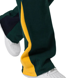 Pantalones Deportivos Personalizados de Alta Calidad con Costuras, Pantalones Deportivos Acampanados para Hombre, Diseño Clásico, Proveedor de Pantalones Acampanados - Product Image 4