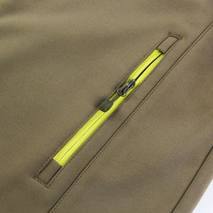 Chaquetas de Invierno Ligeras para Hombre, 100% Poliéster, Diseño a Cuadros, Comodidad y Protección para Actividades de Escalada - Product Image 4