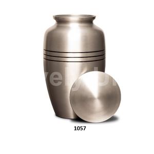 Urna de cremación con mariposas y flores Mariposas coloridas que vuelan en una urna funeraria blanca Urna de tamaño grande para adultos para cenizas humanas - Product Image 2