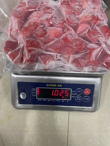 Cube de pastèque surgelé IQF Vietnam Approvisionnement en vrac Pastèque surgelée rapide pour la transformation alimentaire Exportation - Mme Tarina - Product Image 5