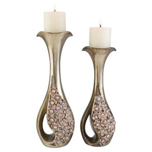 Bougeoir Bougeoir en métal pour l'éclairage et la décoration de la maison Ensemble Bougeoir décoratif élégant finition antique - Product Image 1