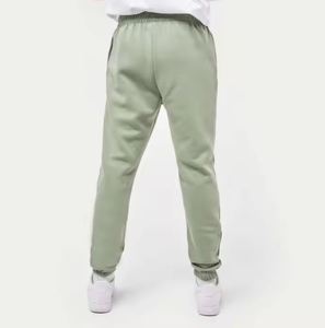 Vêtements décontractés pour hommes Pantalon de survêtement style quotidien Tissu doux en coton Fournisseur d'usine OEM - Product Image 2