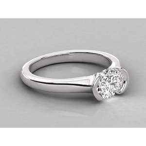 Bague solitaire en or 14 carats pour femmes, diamant cultivé en laboratoire, élégante et luxueuse - Product Image 4