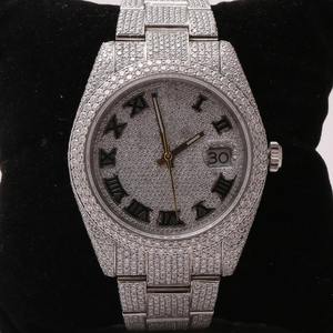 นาฬิกาแฟชั่นโครโนกราฟสไตล์ฮิปฮอปสุดหรูสำหรับทุกเพศ  ควอตซ์  ประดับเพชรโมอิสซาไนต์เต็มเรือน  ตัวเรือนสแตนเลส  สายทองเหลือง - Product Image 2