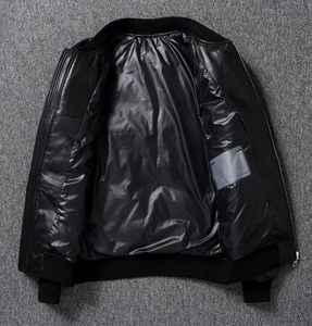 Doudoune de haute qualité pour hommes en cuir véritable avec accents de fourrure - Product Image 3