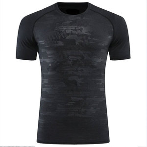 Camiseta de entrenamiento deportivo para hombre personalizada al por mayor Camiseta básica de poliéster Spandex tejida gimnasio Fitness para entrenamiento - Product Image 1