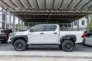 Toyota HILUX CONQUEST Double Cabine Pick-up d'occasion en bon état - Product Image 3