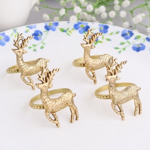 Vente en gros, nouvel arrivage, anneau de serviette renne doré, porte-serviettes en laiton, organisateur de table pour fête de mariage, lot de 4 NHL-14 - Product Image 2