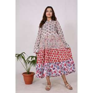 Robe longue en coton bohème pour femme, robe longue en patchwork floral fait à la main pour l'été, le festival et les tenues quotidiennes - Product Image 3