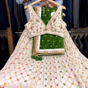 Blanco Lehenga Choli Fancy Designer Lehenga Choli Ropa de fiesta Lehenga Choli para ropa de mujer - Product Image 4