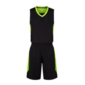 Uniforme de baloncesto deportivo de equipo OEM _ Jersey y pantalones cortos que absorben la humedad _ Colores, logotipos y números personalizados disponibles - Product Image 5