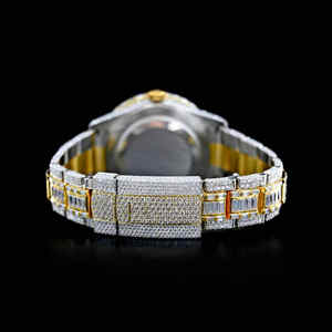 Reloj inteligente de lujo directo de fábrica para hombres y mujeres Iced out VVS Clarity Moissanite Diamond Analog Dial Display New India Export - Product Image 3