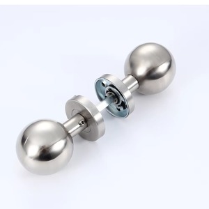 Pomo de Puerta de Plata Pulida en Diseño Minimalista, Apto para Puertas de Entrada, Dormitorios y Uso Interior Comercial, de la India - Product Image 3