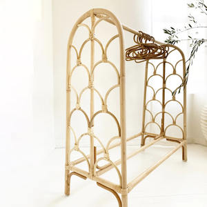 Support de vêtements en rotin fait à la main, organisateur de vêtements, prix le plus bas, OEM accepté, vente en gros - Product Image 4