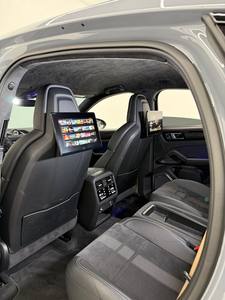 BONNE AFFAIRE 2022 Po-rs-che Ca-yen-ne Tu-rbo GT TRANSMISSION AUTOMATIQUE V8 Cylindres Sièges en Cuir - Product Image 3