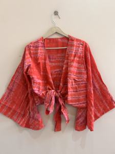 Lote Surtido de 50 Tops Cortos Tie Dye Estilo Vintage con Mangas Campana para Mujer - Product Image 4