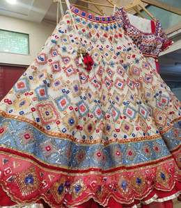 Lehenga Choli para mujer boda Georgette Lehenga adornado con espejos reales trabajo de bordado - Product Image 3