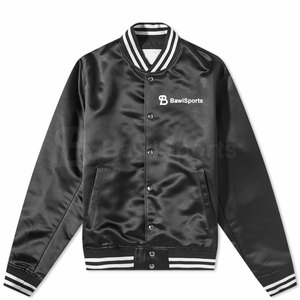 Chaqueta de béisbol con logotipo impreso personalizado Diseño de satén brillante para invierno Chaqueta de satén clásica - Product Image 1