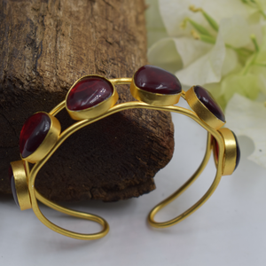 Pulsera ajustable de Latón chapado en oro hecha a mano de diseñador de moda brazaletes de cuentas de piedra de nácar para niñas y mujeres - Product Image 1