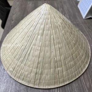 Sombrero de paja cónico tradicional vietnamita bordado pintado personalizado al por mayor parasol informal embalaje a granel - Product Image 1