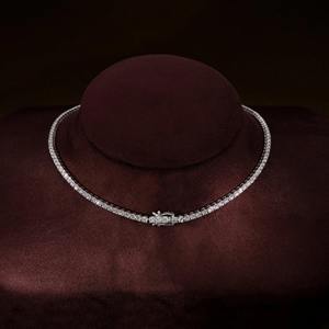 Collar de Cadena de Tenis con Moissanita Redonda de Corte Brillante de 3 mm de Primera Calidad con Colgante de Plata 925 para Mujer al Mejor Precio - Product Image 4