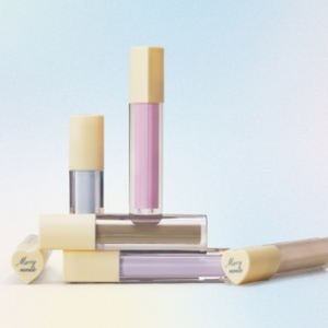 รองพื้นเบาะ3สีพร้อมแต้มสีสำหรับริมฝีปากและแก้มหลากสีโทนสีผิวธรรมชาติเพื่อสุขภาพผิวที่ดี - Product Image 1