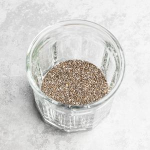 Graines de chia naturelles en vrac graines de chia pures en gros emballées avec des fibres oméga 3 et des nutriments protéiques végétaux - Product Image 5