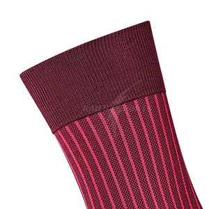 Prix d'usine, vente en gros personnalisée, chaussettes athlétiques décontractées pour hommes, marron clair, tissées, antidérapantes, respirantes, séchage rapide, hauteur mi-mollet, avec logo - Product Image 4