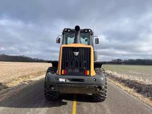 Offre Spéciale – Chargeuse sur pneus compacte d'occasion Case 721G, 90 % neuve, d'origine américaine, avec fourche, mini-chargeuse compacte sur pneus - Product Image 5