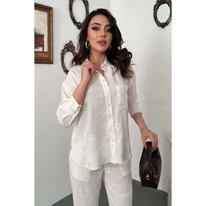Conjunto de Camisa y Pantalones Bordados a Mano en Color Blanco Hueso para Mujer, Marca Elisa Fashion - Color Crudo - Product Image 3