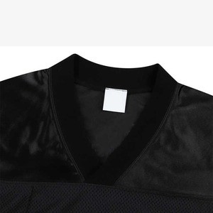 เสื้อฟุตบอลแบบตัดตาข่ายผ้าโพลีเอสเตอร์ปักโลโก้ - Product Image 3