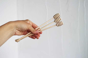 Cuchara de miel de madera hecha a mano de India, ideal para regalos de cocina, fiestas y pedidos a granel con calidad duradera - Product Image 3