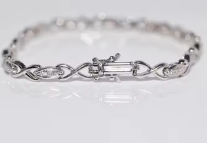 Pulsera DE TENIS decorada con diamantes naturales de oro 18k de diseño vintage - Product Image 2