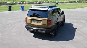 INCREÍBLEMENTE LIMPIO TOYOTA LAND CRUISER PRIMERA EDICIÓN 2024, TRACCIÓN EN LAS CUATRO RUEDAS TODAS LAS HORAS, TURBOCOMPRESOR, TRANSMISIÓN AUTOMÁTICA - Product Image 6