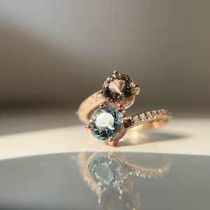 Soulblush 14K Or Aigue-Marine Morganite Anneau Empilable Lumière Calme Douce Lueur Double Radiance Doux Bond Élégant Hue Pure Spark - Product Image 1