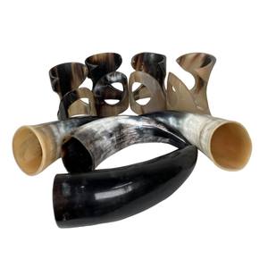Auténtico Cuerno Vikingo de Búfalo Pulido Ecológico - Regalo de Boda Perfecto para Padrinos de Boda y Damas de Honor - Product Image 4