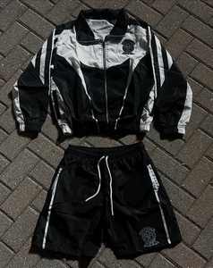 Vente en gros coupe-vent deux pièces personnalisé veste courte en nylon 100% polyester Streetwear coupe-vent ensemble de survêtement court pour l'été - Product Image 2