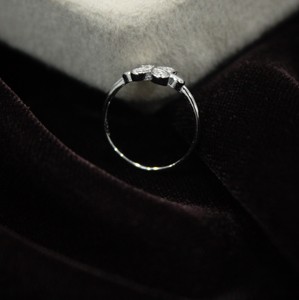 Elegante anillo de plata CZ hecho a mano 925 banda fina delicada joyería fina apilable para su regalo de fiesta de aniversario de boda - Product Image 5