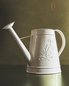 กระบอกน้ำพลาสติกแข็งแรง ออกแบบมาเพื่อการใช้งานระยะยาวในบ้าน ฟาร์ม และสวน พร้อมด้ามจับที่สมดุลและดีไซน์ป้องกันการหก - Product Image 6