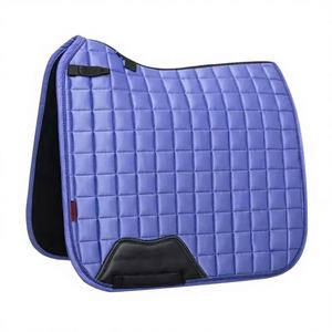 Selle d'équitation pour dressage et saut d'obstacles, doublure personnalisable, rembourrage, équipement d'équitation, couverture de selle, bonnet, bandages, tapis de protection - Product Image 1