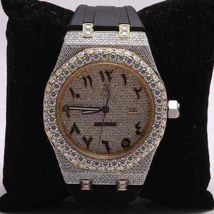 Reloj de Lujo con Estilo Hip Hop para Negocios, con Diamantes Moissanite Semiincrustados, Caja de Acero Inoxidable, Correa de Goma y Cristal - Product Image 1