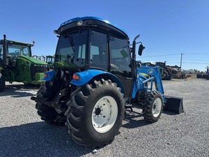 Tractor Compacto Usado en Excelentes Condiciones, 70HP, LS 4WD, Diésel, con Cargador Frontal y Sistema de Cambio Shuttle, en Venta - Product Image 5