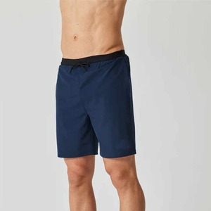 2025 nouveaux shorts de course de style High Street pour hommes motif solide avec tissu évacuant l'humidité pour un confort optimal pendant les entraînements - Product Image 6