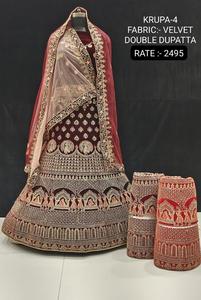 Lehenga Choli de bonne qualité fabriqué à la main pour la décoration de mariage et d'anniversaire pour les vêtements de mariée du fournisseur indien - Product Image 5