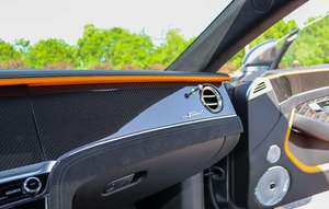 Sedán de Lujo de Alta Velocidad Usado, Listo para Conducir, OFERTA Y USADO, Motor W12 de 6.0L con Doble Turbo - Product Image 5