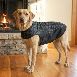 Abrigo Plegable Ajustable para Perro con Patrón Gris y Negro, Panel Interior Suave, Chaqueta Ligera de Invierno para Mascotas, para Comodidad y Protección - Product Image 1